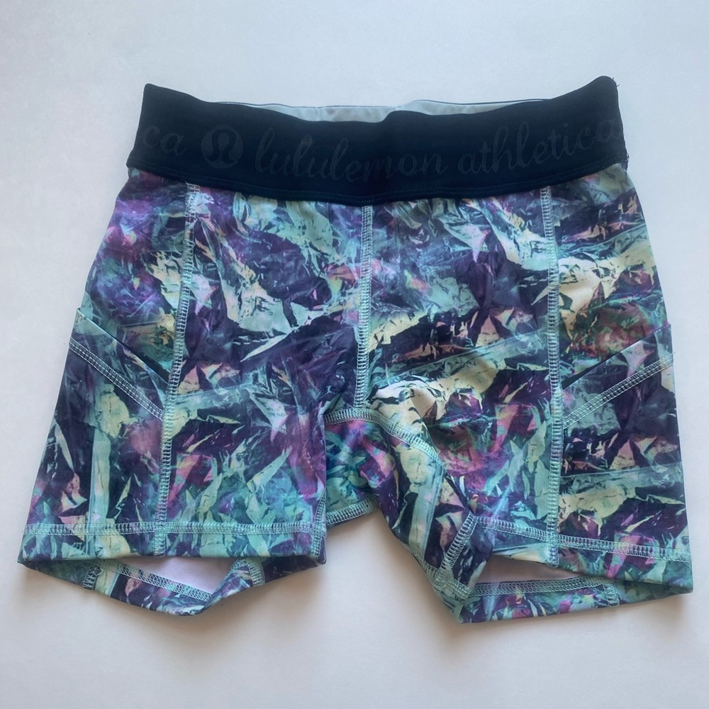 Lululemon What The Sport Short, Size: 2, Color: Iridescent Multi